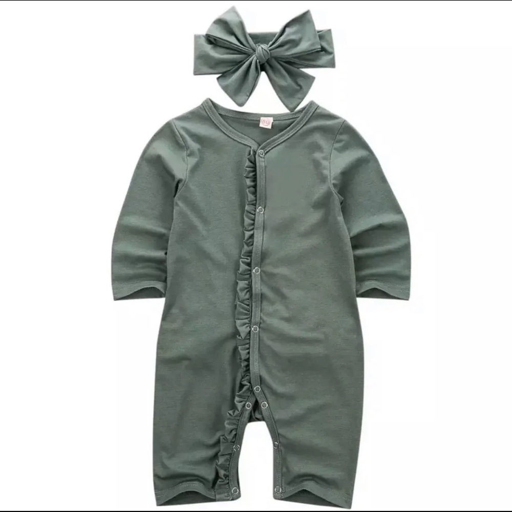 Green Romper with headband for babies
